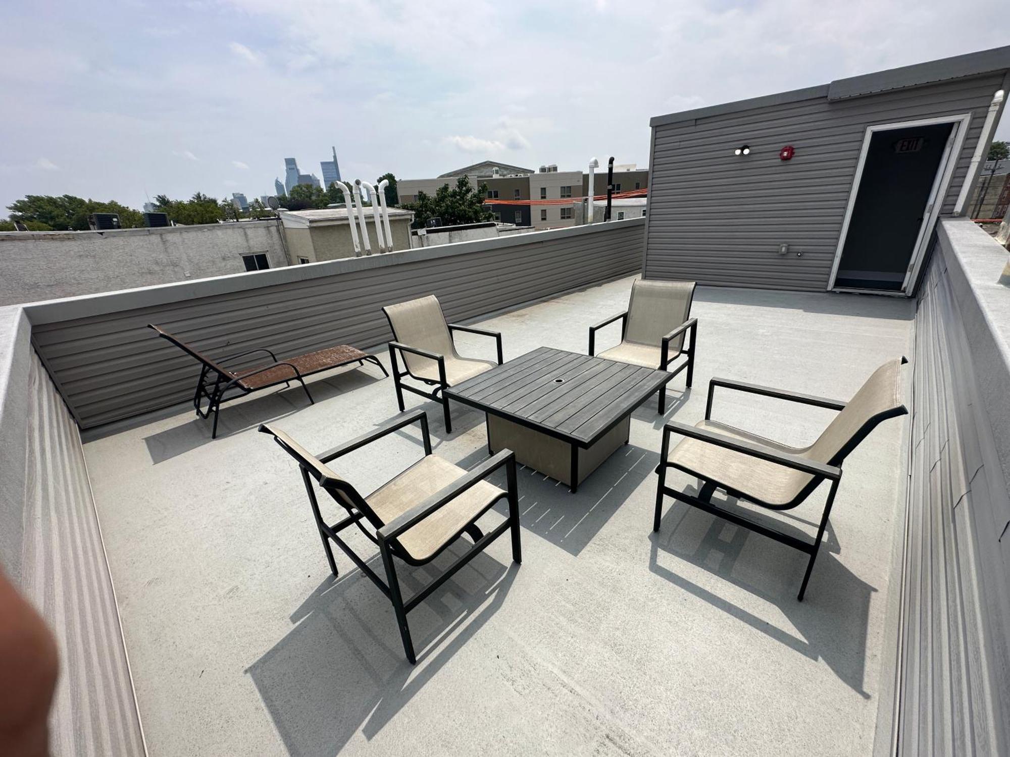 Modern 2Br 2Ba Apartment With Rooftop In Brewerytown 필라델피아 외부 사진