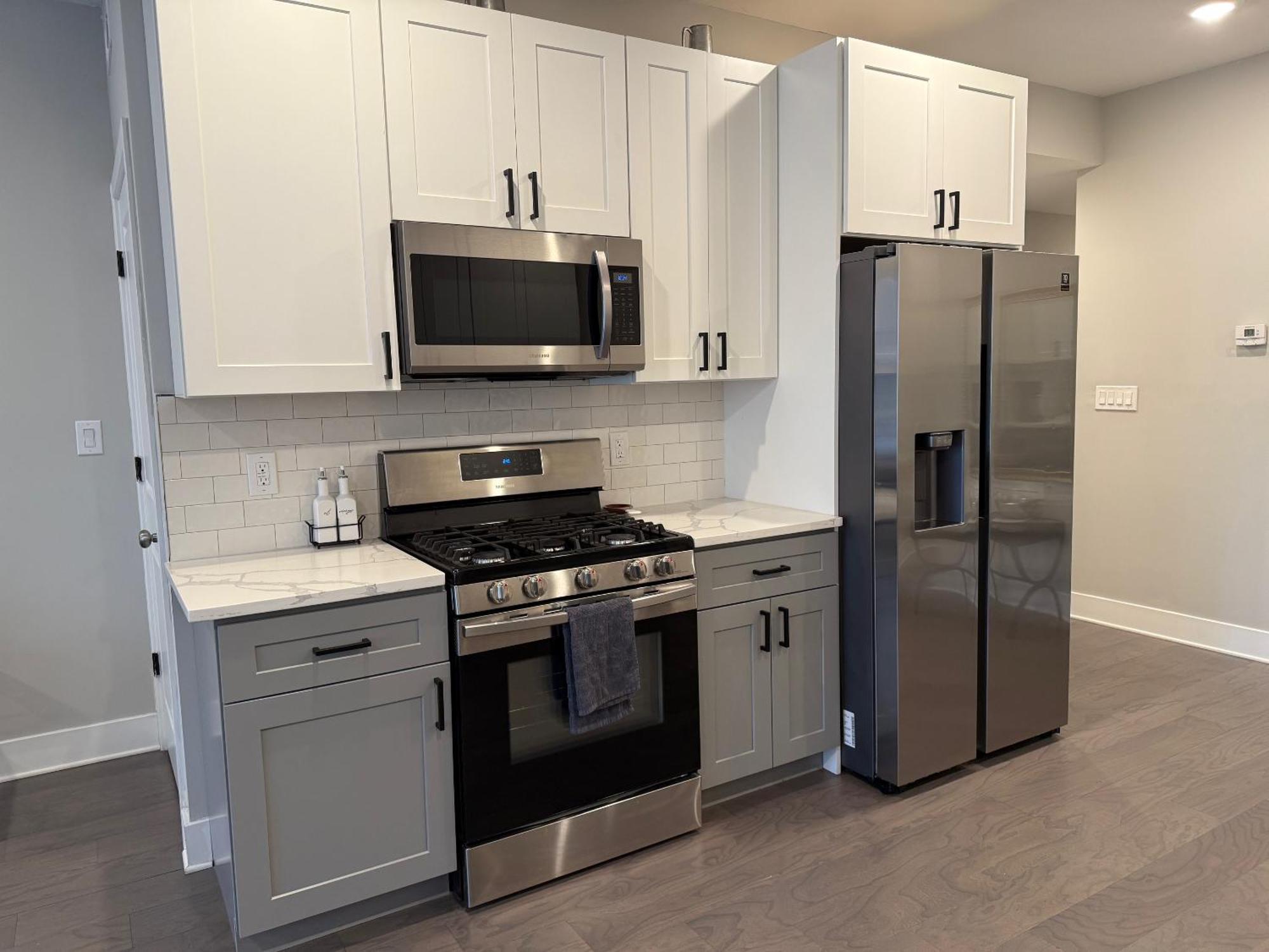 Modern 2Br 2Ba Apartment With Rooftop In Brewerytown 필라델피아 외부 사진